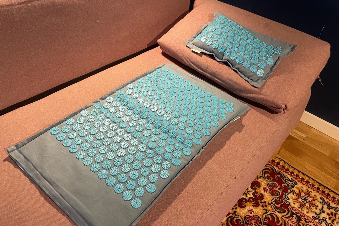 Best acupressure mats for 2026 — spike mats for back pain, stress, and sleep
