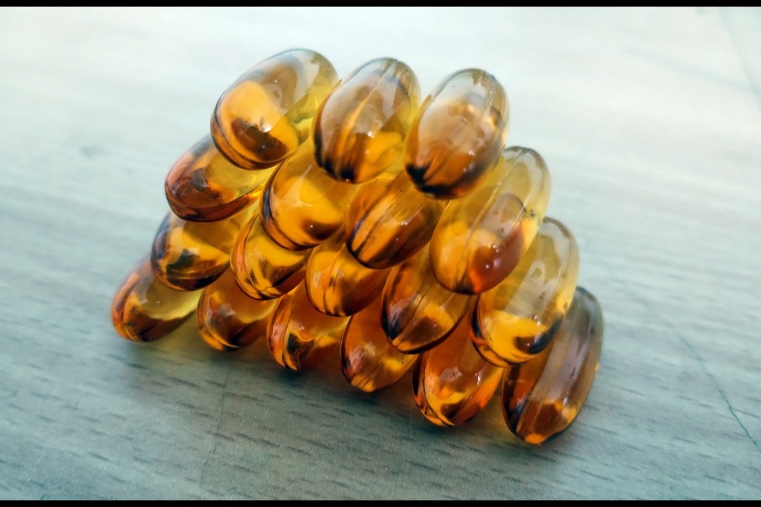 Joint health supplements — glucosamine, chondroitin, turmeric, omega-3 fish oil, and collagen capsules with anatomical knee illustration