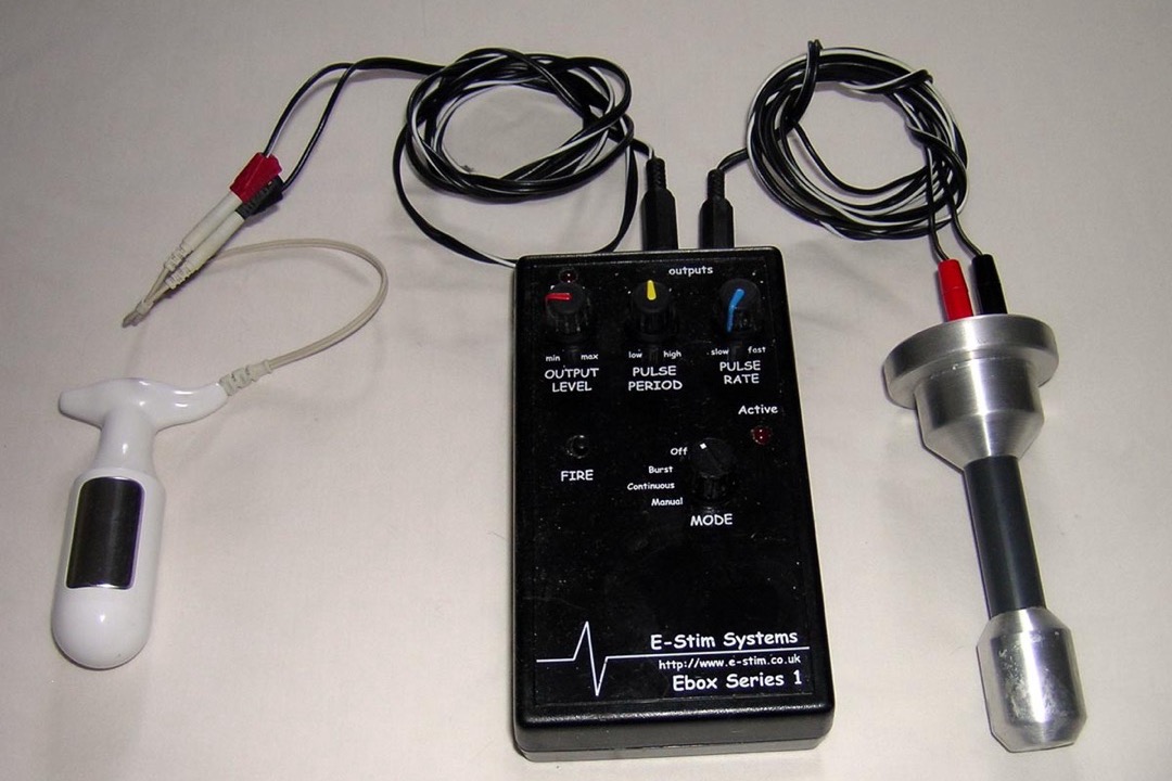 TENS unit and EMS device side by side — comparison of electrical stimulation therapy devices